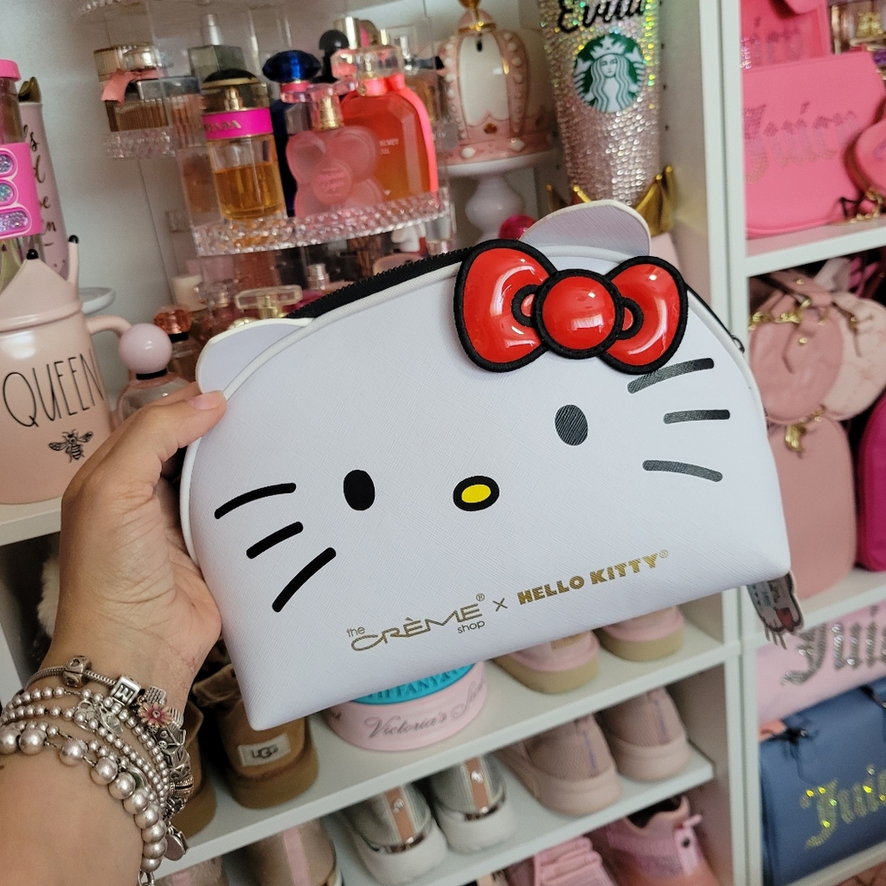 Hello Kitty Makeup Bag